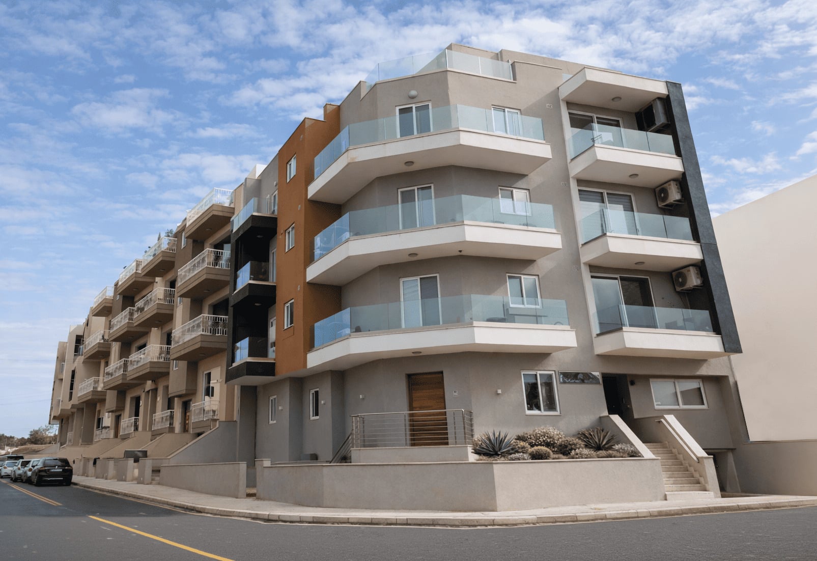 Petunia Apartments